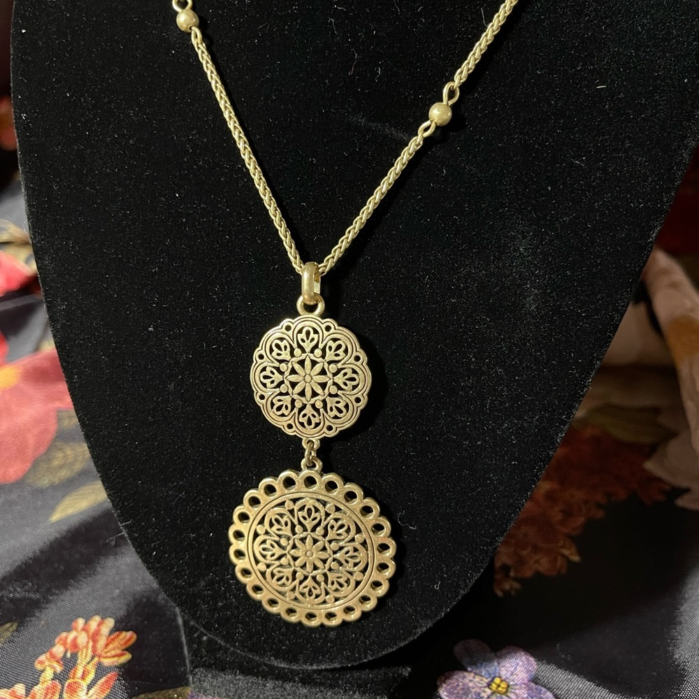 NWT Lucky Brand Long Openwork Double Pendant Necklace